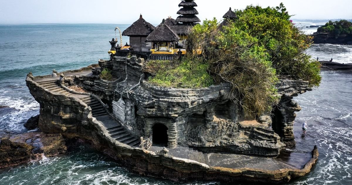 Pura tanah lot